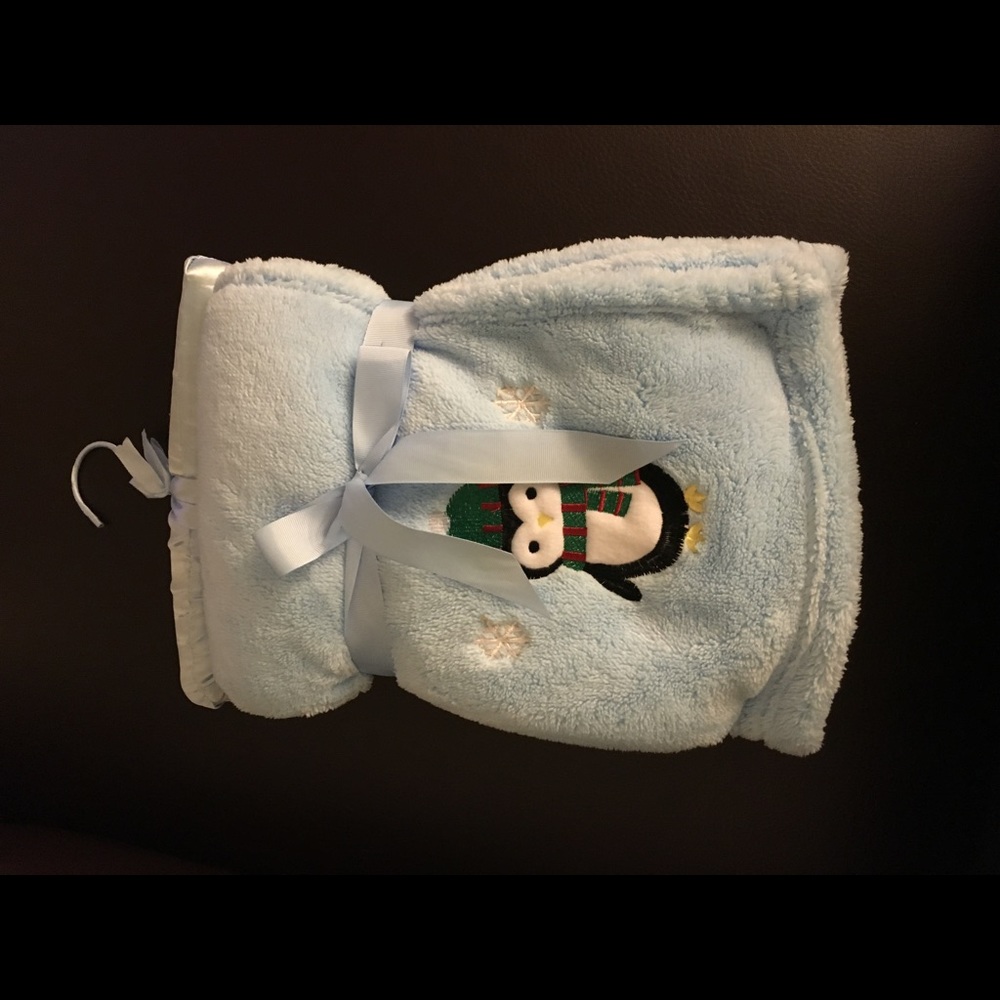 NWT baby blanket